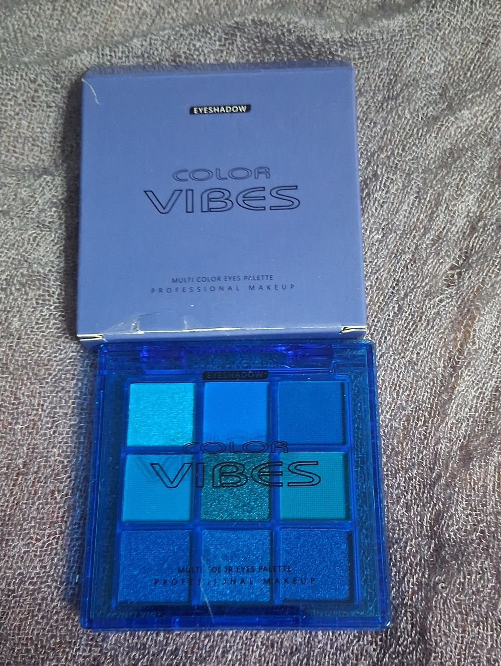 Color Vibes 9 Color Blue Eyeshadow Palette